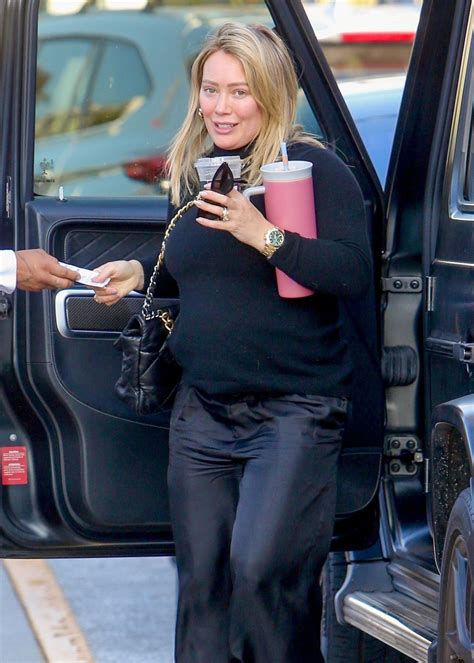 Hilary Duff Arrives at Century City Mall in West Los Angeles 12/12/2023