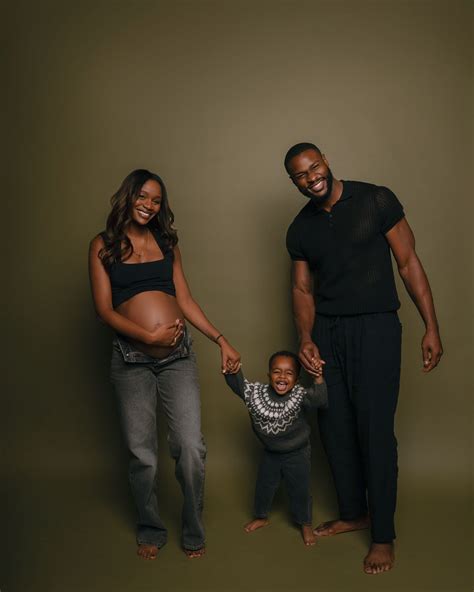 71 Black pregnancy ideas in 2025 | pregnancy shoot, maternity pictures
