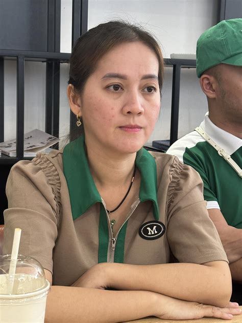 hong loan len tieng ve lum xum sau khi nsut vu linh qua doi