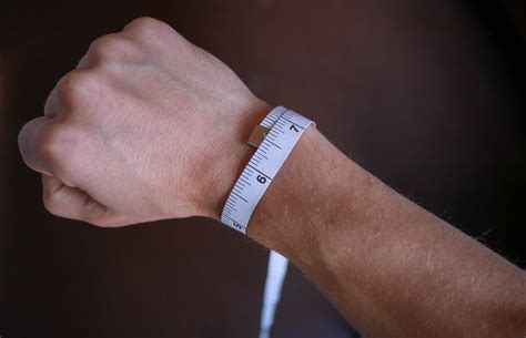 simple tips      wrist bigger flab fix