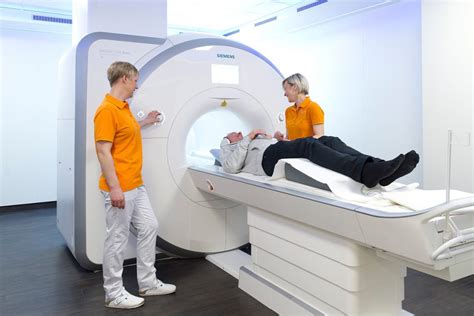 Magnetresonanztomographie (MRT) - Radiologie.de