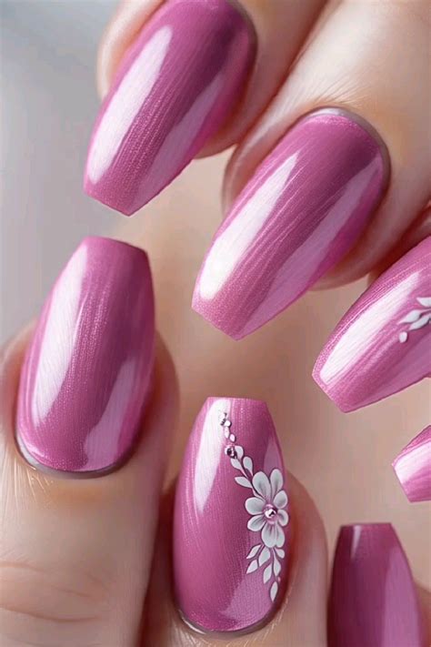 simple wedding nails 2025 5
