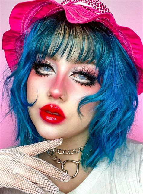 Doll makeup cute sweet dolly gloss pink red lips blue hair aesthetic ...