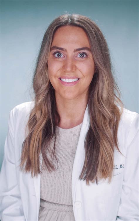 Dr. Alexandra Seal | Periodontist Toledo & Bowling Green, OH