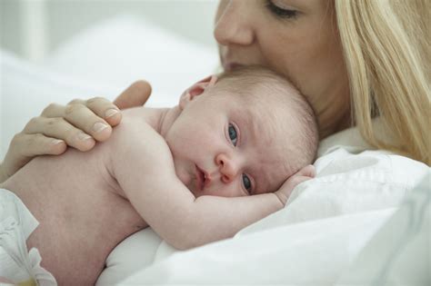 Breastfeeding Newborn Guide at Delbert Sanders blog