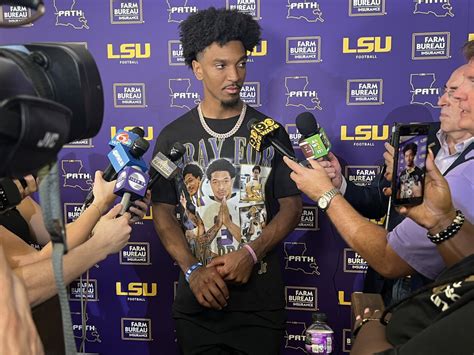 LSU Football: QB Jayden Daniels Status for Florida Matchup Revealed 
