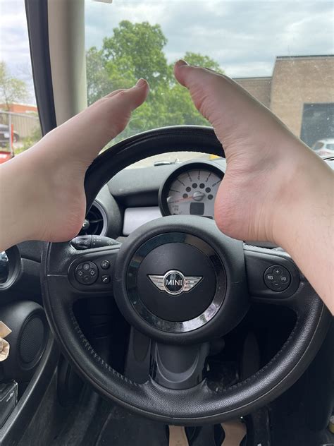 Louise Bordeaux's feet