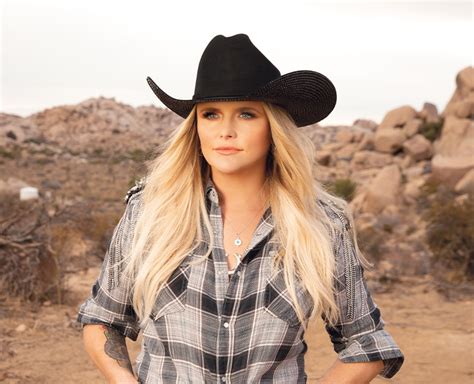 miranda lambert kicks    las vegas residency las vegas