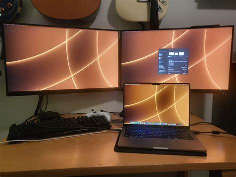 Im having massive issues trying to get two external momitors to work