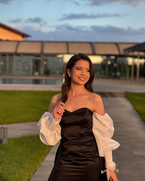 𝐀𝐝𝐞𝐥𝐚 𝐓̦𝐚̆𝐩𝐨𝐬𝐮🪽 (@adela_t.271) • Instagram photos and videos