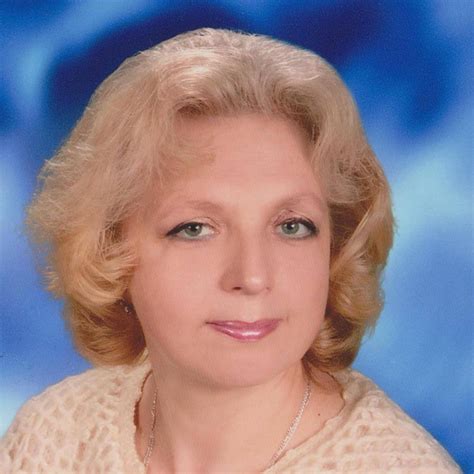 Репетитор по физике Маргарита Сурнина