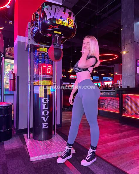 Veradijkmansofficial Exclusive Leaked Nude Onlyfans #923919