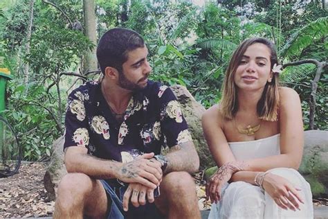 Anitta E Pedro Scooby