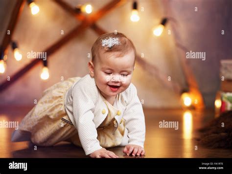 girl fun creeps Stock Photo - Alamy