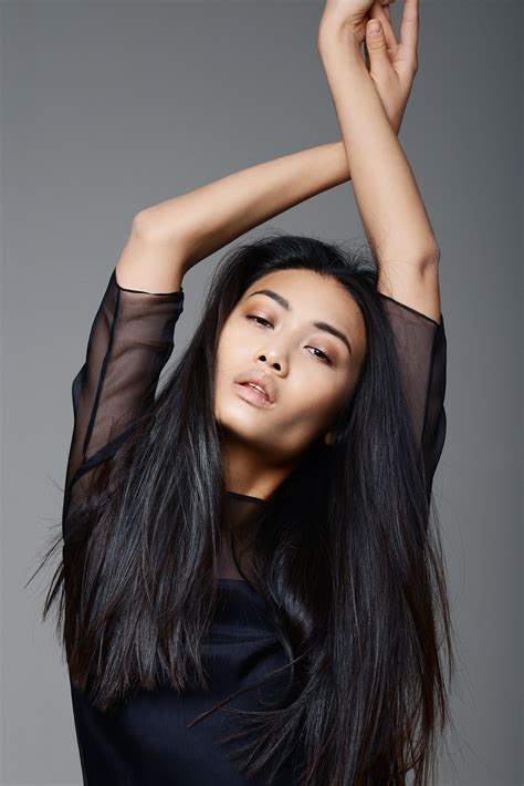 Yulia Saparniiazova for JMB magazine on Behance