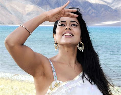 Sameera Reddy : r/bollyarm