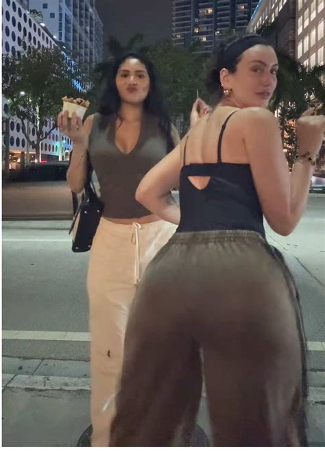 franncchii (@franncchii) - Urlebird