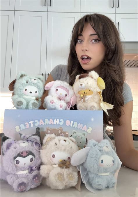 Léa Martinez (@slayeas) - Urlebird