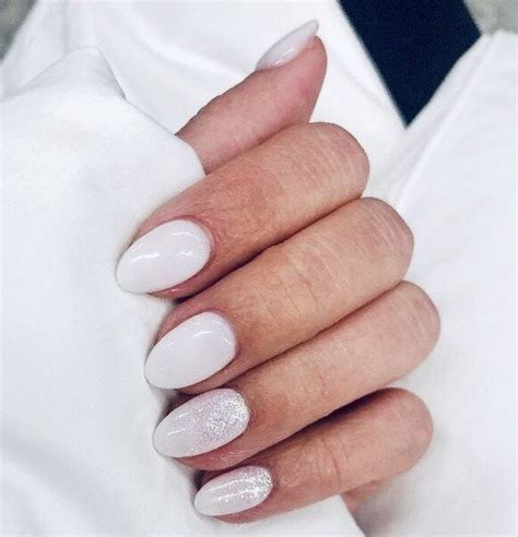 Идеи дизайна ногтей миндаль. Бьюти тенденция - Exotic Nails