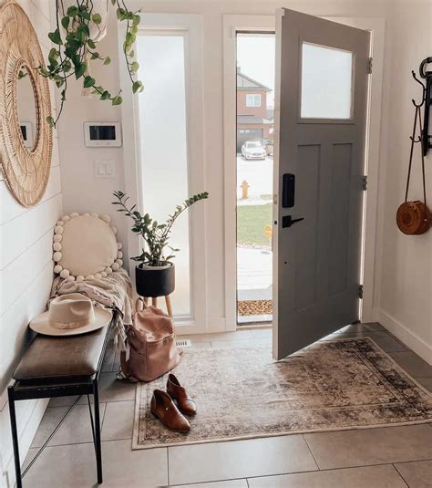 Vintage Entryway Charm - Soul & Lane