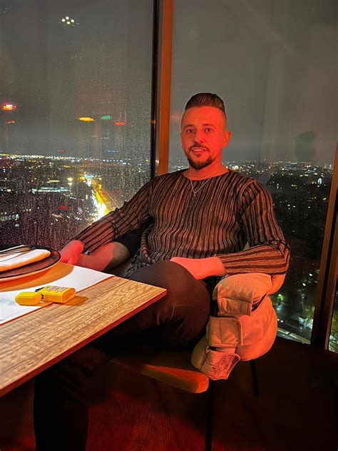 InsaneMattt Kullanıcısının Seksi ve Çıplak Fotoğrafları | Gay Sex Cam