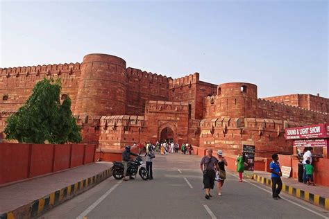 10 Most Popular Forts in Uttar Pradesh