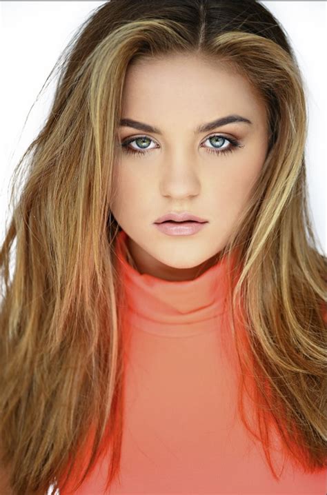 Maddie Thompson in 2022 | Maddie, Headshots, Thompson