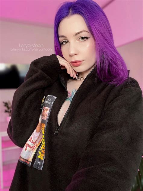 TW Pornstars - 1 pic. LesyaMoon | NSFW | FANSLY. Twitter. Squeeze my