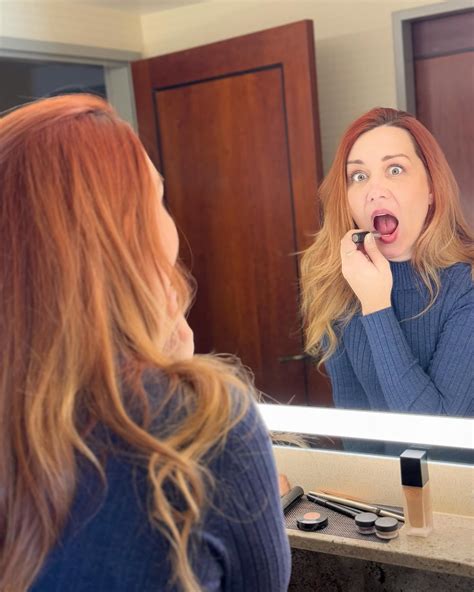 Elizabeth Zharoff | Voice Coach & Recording Artist