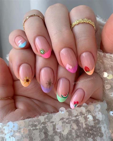 trendy summer acrylic nails