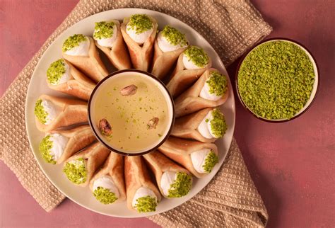 Traditional desserts to try in Saudi - Wanderlust