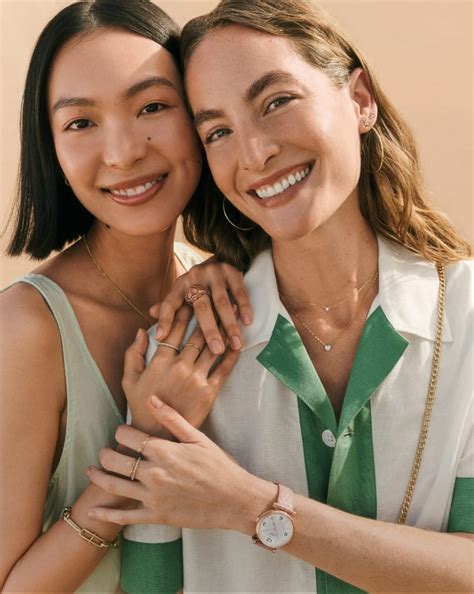 Fossil - The Official Site for Fossil Watches, Handbags, Jewelry ...