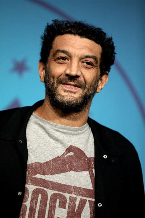 ramzy pas bien du tout aux cotes de sa soeur melha bedia gros