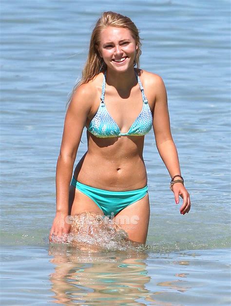 Annasophia Robb Bikini Hot