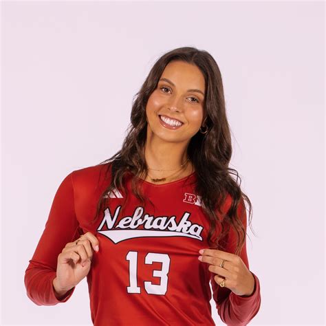 Merritt Beason, Opposite hitter, Nebraska Cornhuskers - NIL Profile