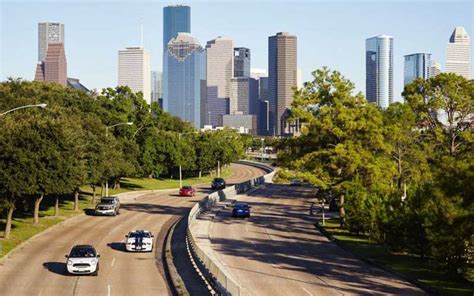 How To Go About Booking A Houston Cheap Car Rental Deal? - MustangCarPlace