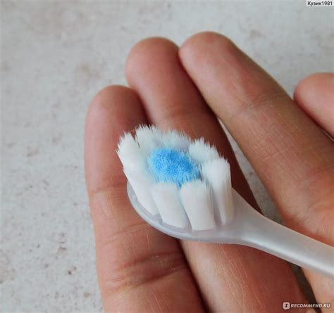 Зубная щетка Colgate Cushion Clean - «Мой нежный голубой кушон для ...