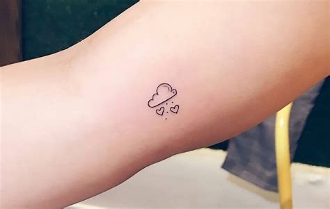 50 Minimal Tattoo Designs That Prove Simple Doesn’t Meant Boring