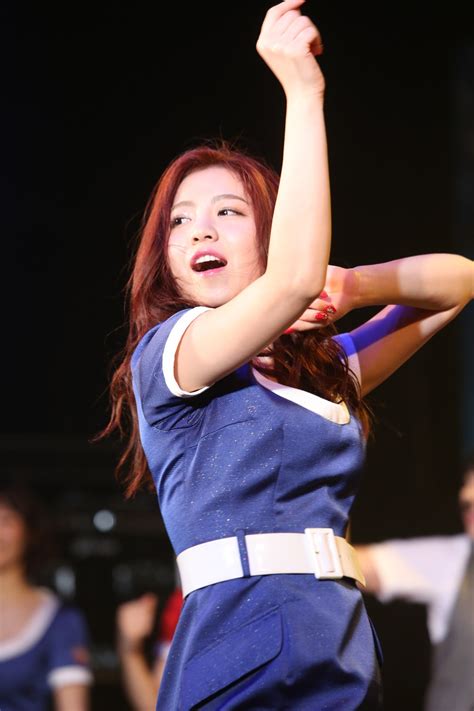 吉澤友貴 (c)EBISU MUSCATS PROJECT - 恵比寿★マスカッツ、1stライブで「TOKYOセクシーナイト」3回転 [画像