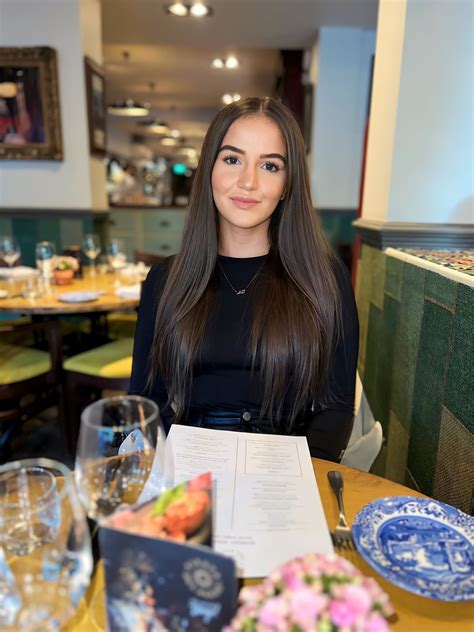 JADE EMMA – Model Folio