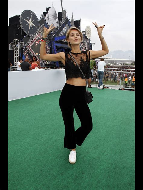 Foto: Pâmela Tomé mudou o visual e cortou o cabelo para atuar em