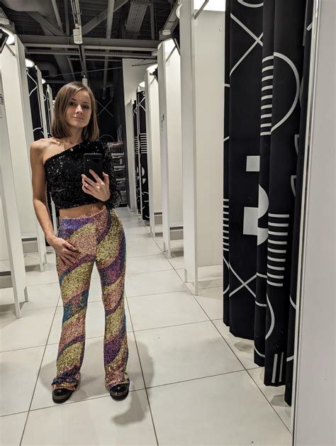 Is it good for New Year eve? : r/selfie