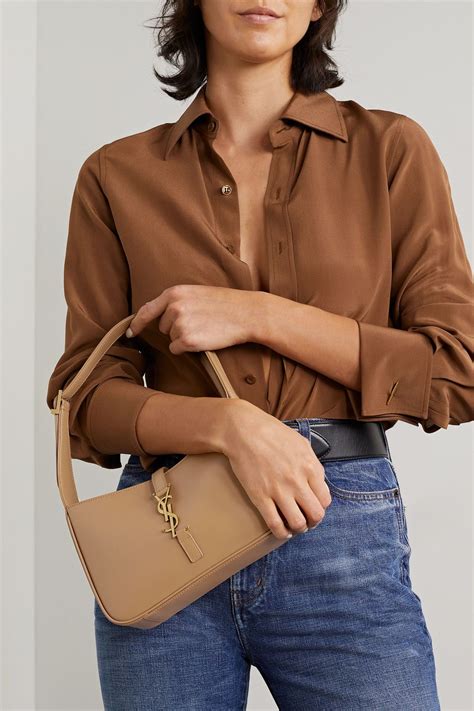 SAINT LAURENT Le 5 à 7 leather shoulder bag