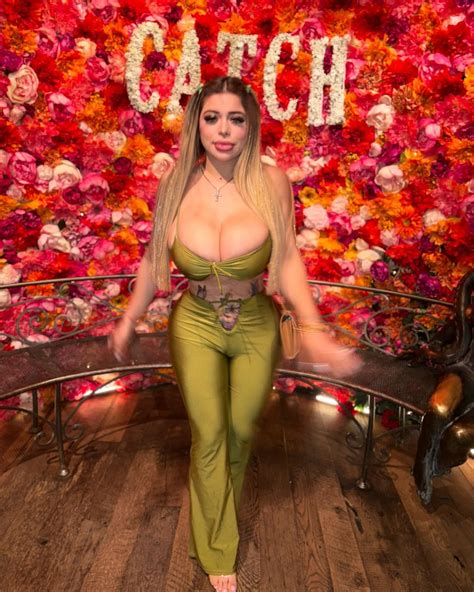 Cristal Davila Rivera (@lafrutaprohibida7) • Instagram photos and videos