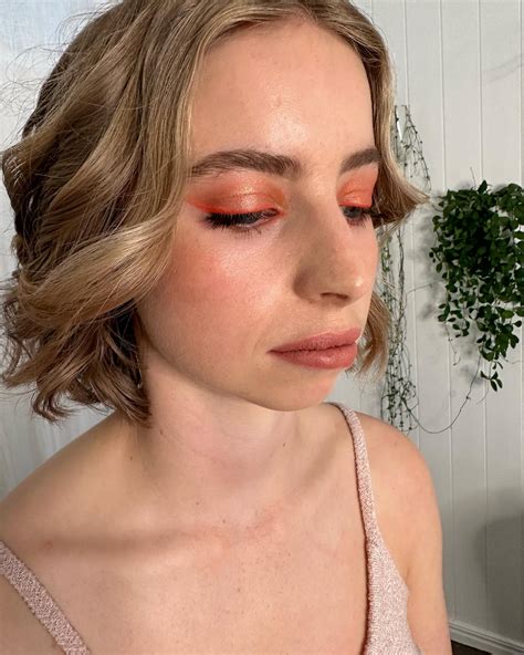 LYN PETERS | MAKEUP ARTIST (@thelyneffect_) • Instagram photos and videos