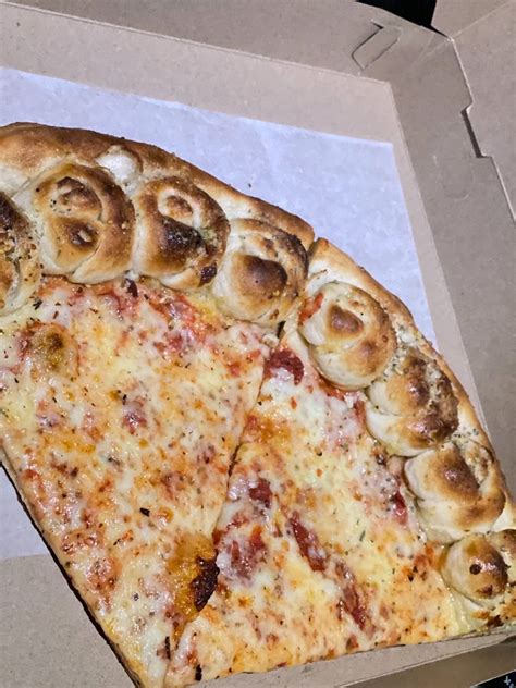 Sergio's Pizza Restaurant in Brooklyn / Menus & Photos