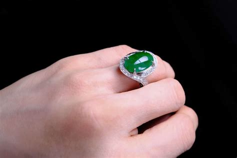 bevel jadeite jade platinum ring gem gardener
