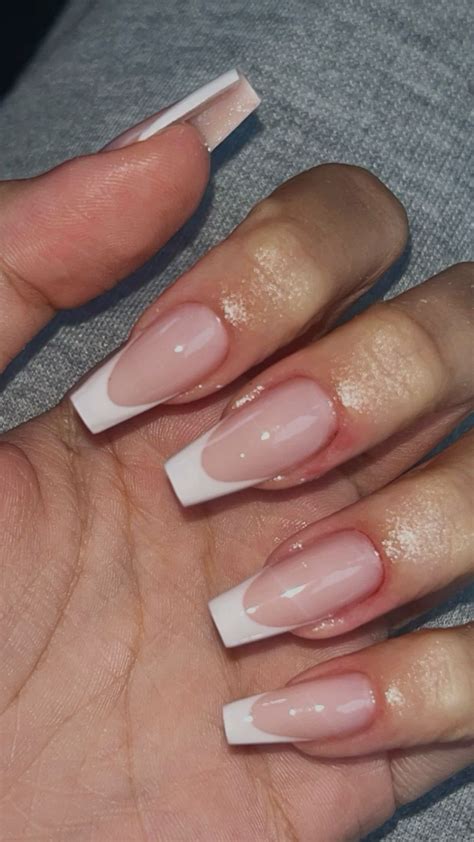 Unha Em Gel Bailarina Francesinha - Unha bailarina francesinha branca🐚 | Francezinha unha, Unhas de gel ...