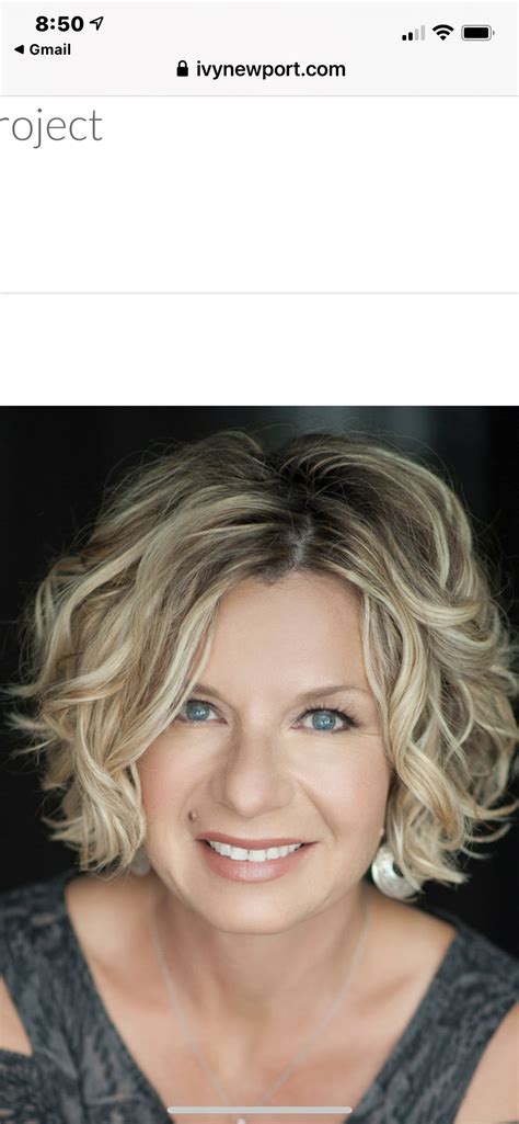 by Kelly Phenix on Hair | Short wavy hair, Curly hair photos ...