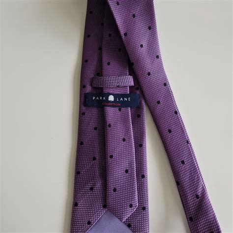 Se produkter som liknar Park Lane Collection lila slips på Tradera